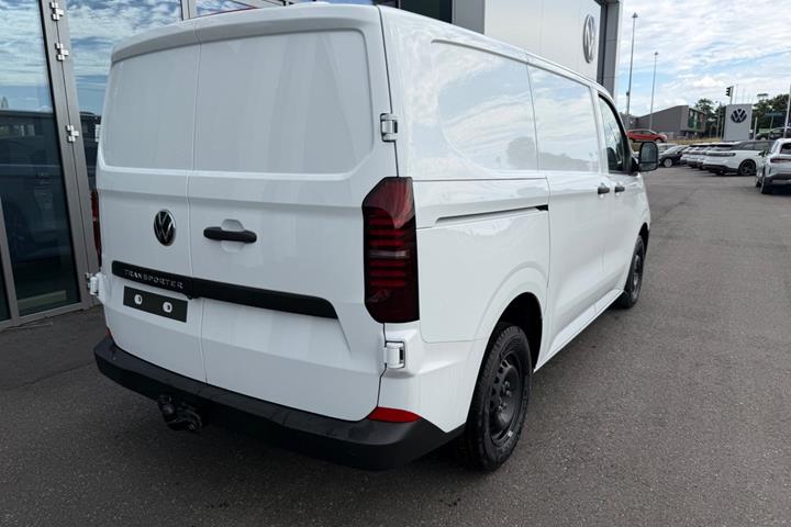Gul VW Transporter fra 2025