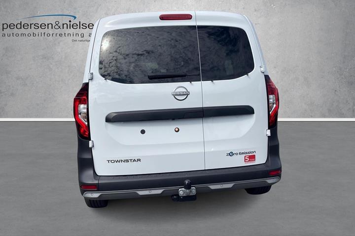 Hvid Nissan Townstar fra 2026