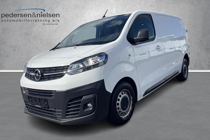 Hvid Opel Vivaro fra 2021