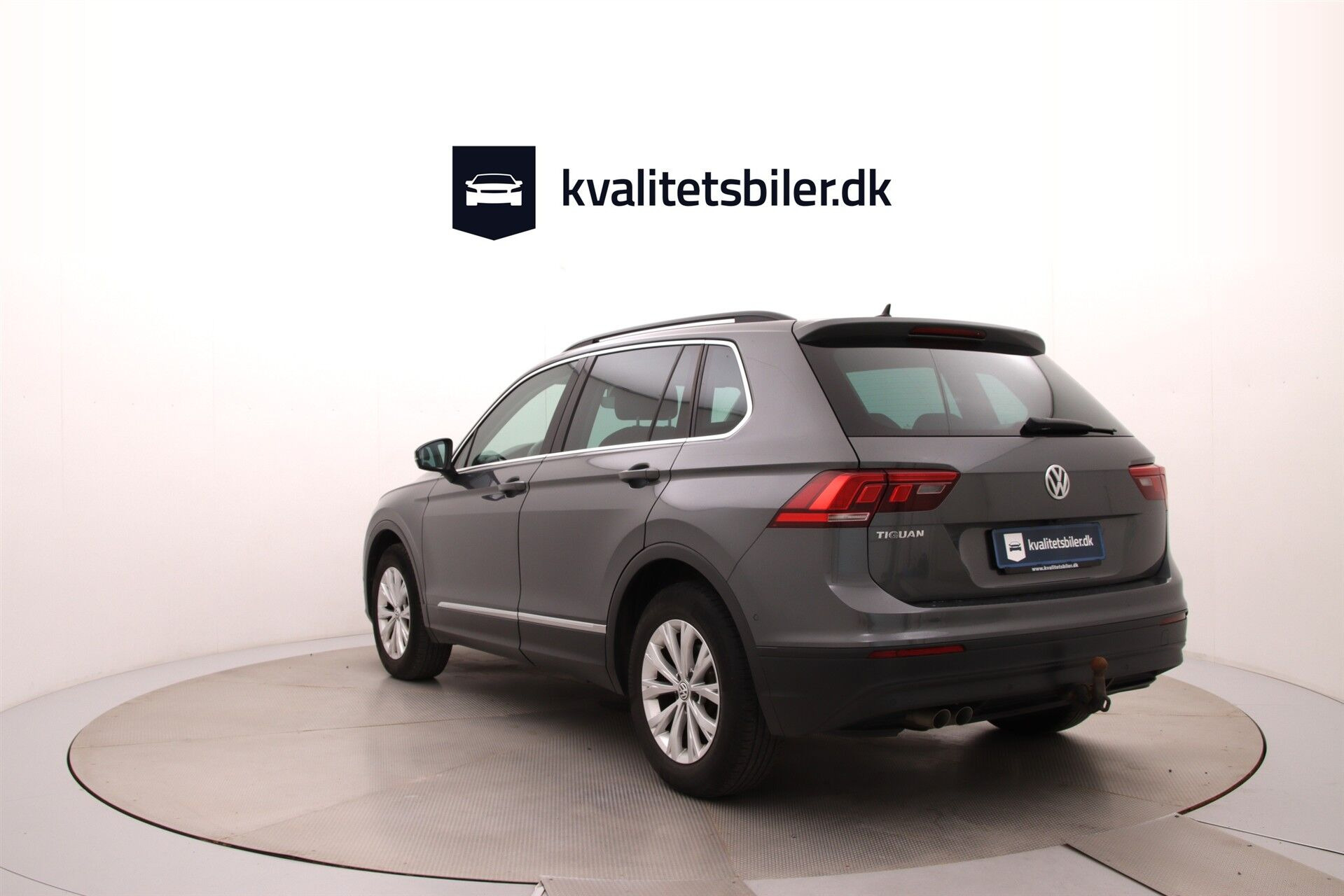 Grå VW Tiguan fra 2018