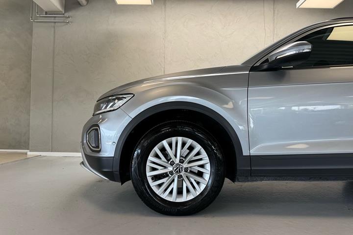 Sølv VW T-Roc fra 2022