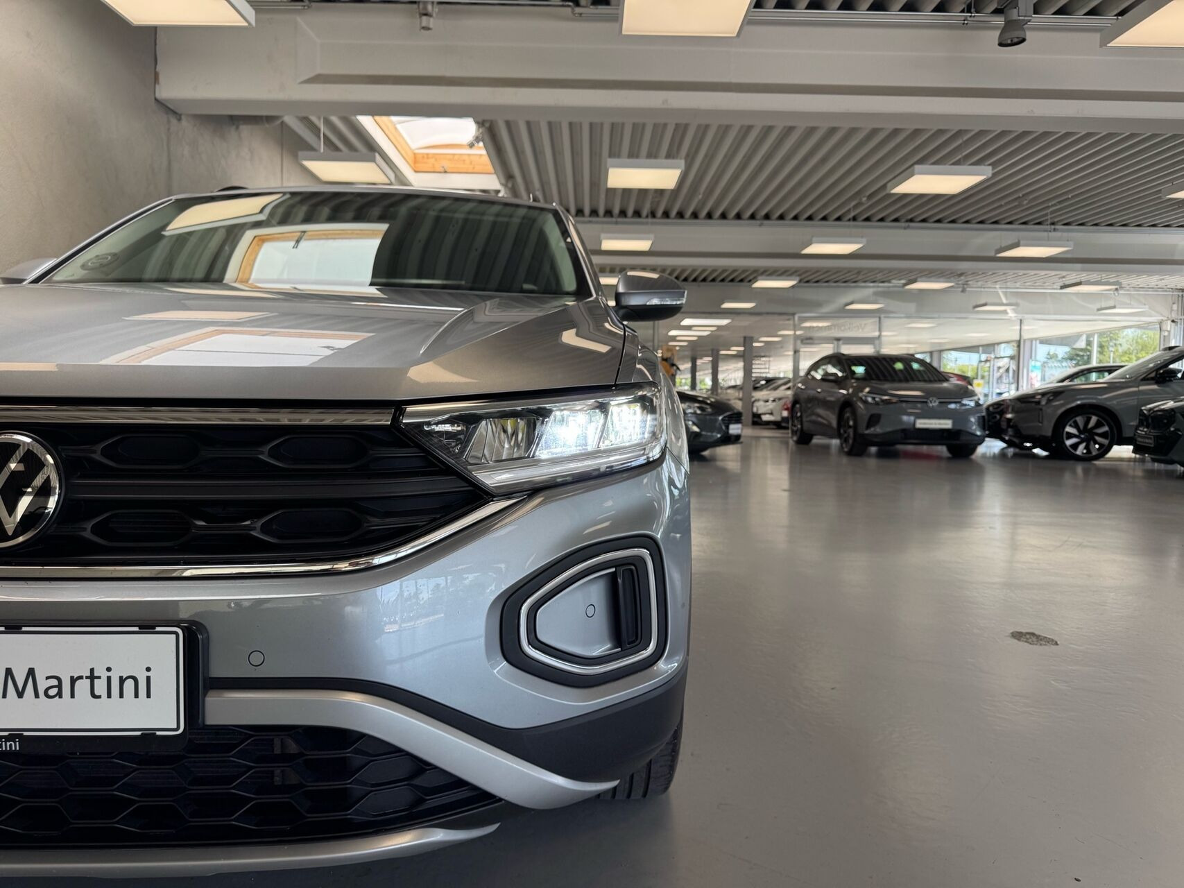 Sølv VW T-Roc fra 2022