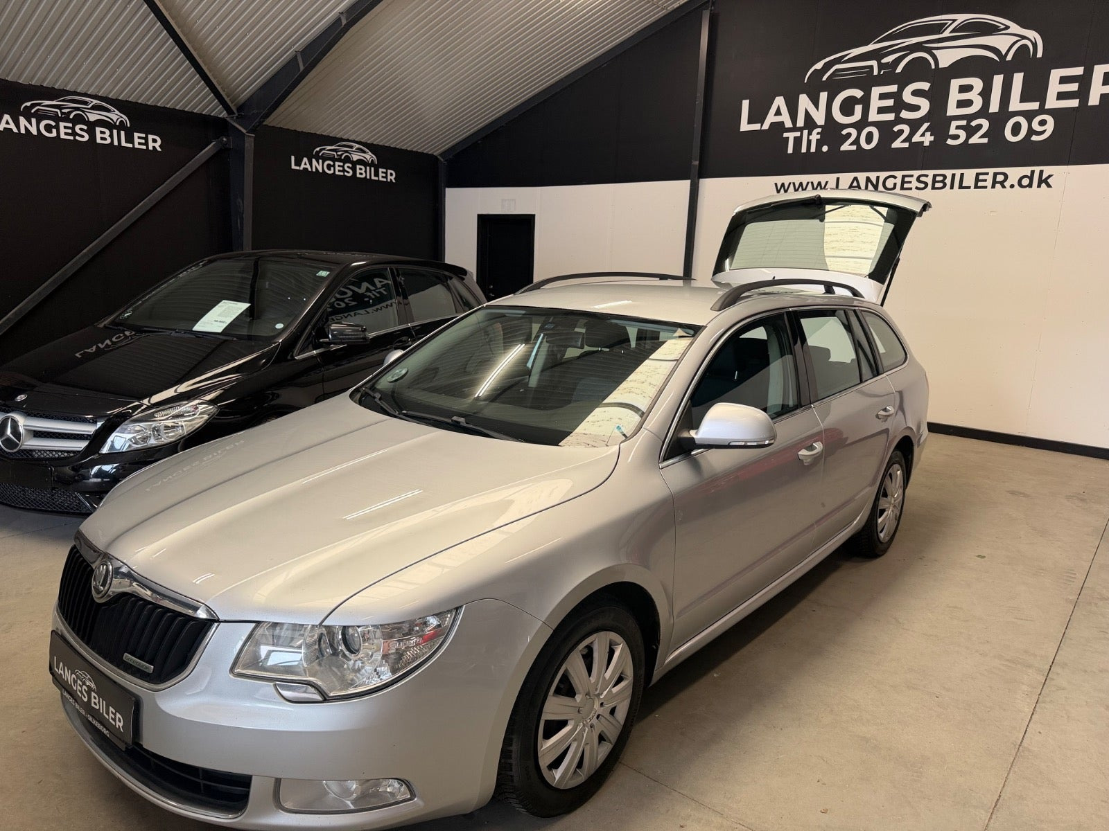 Skoda Superb 1,6 TDi 105 Ambition Combi
