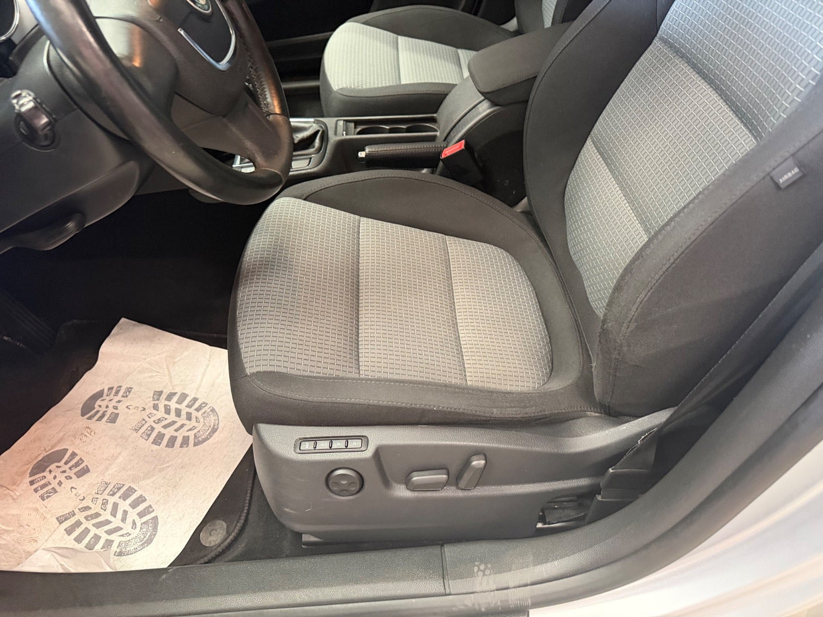 Sølv Skoda Superb fra 2012