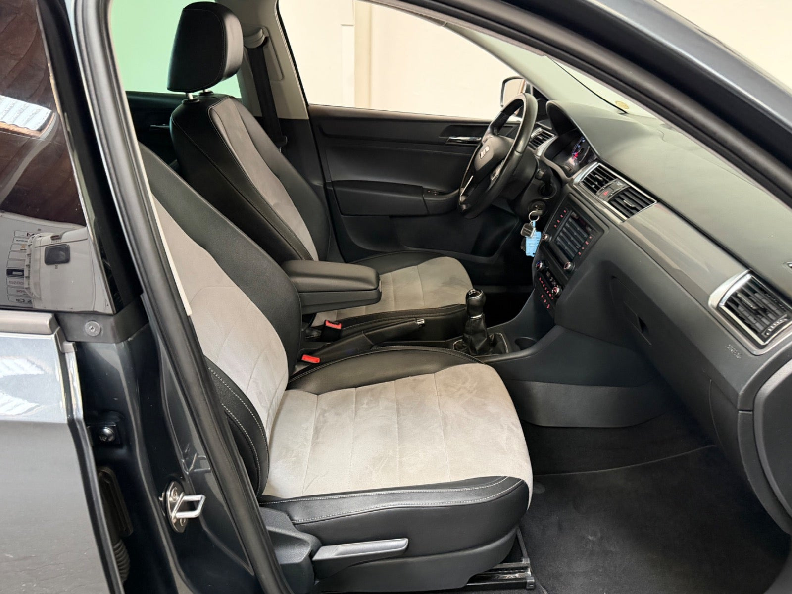 Grå Seat Toledo fra 2016