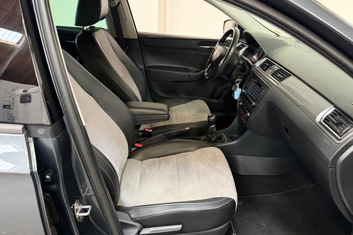 Grå Seat Toledo fra 2016