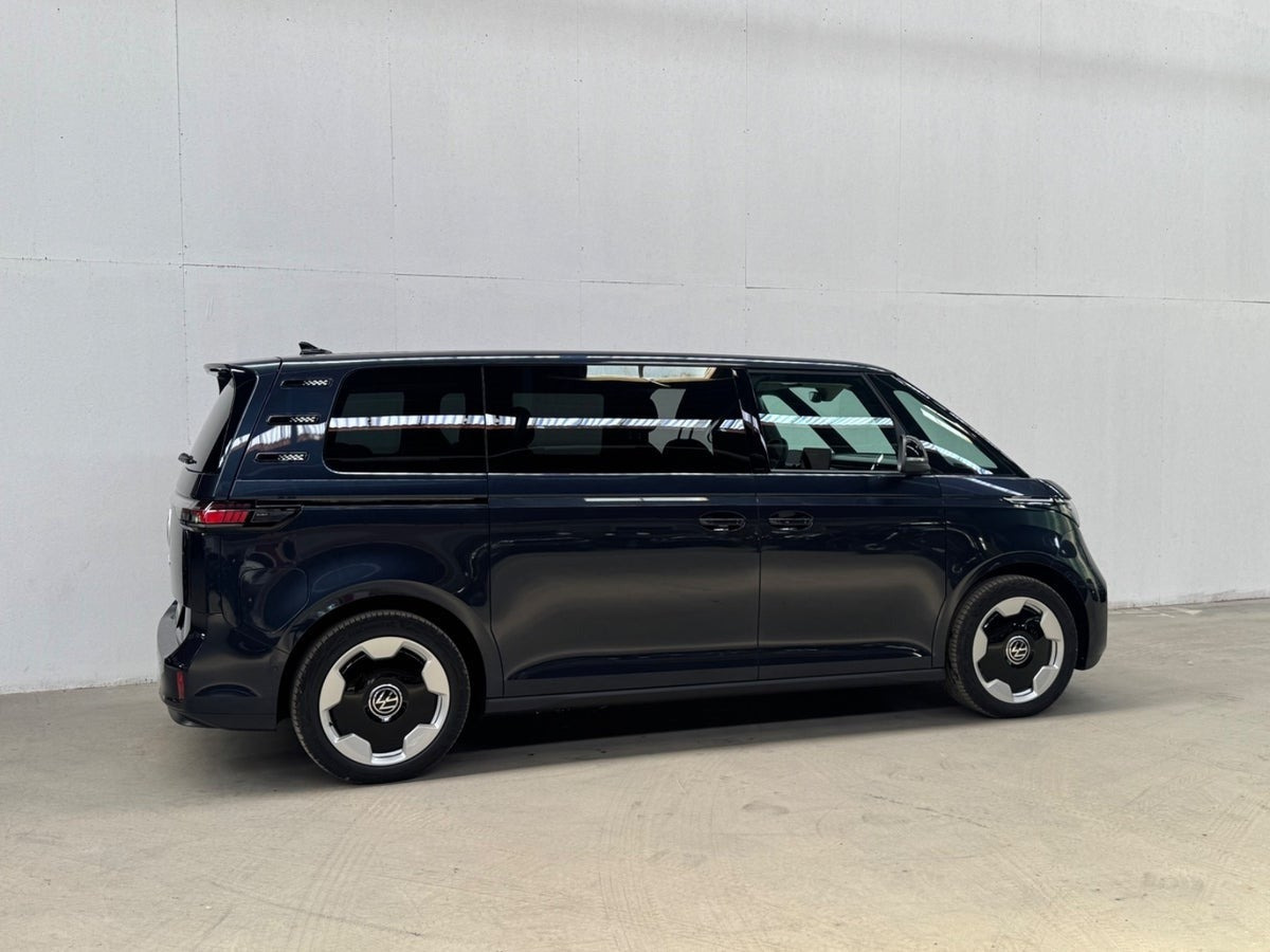 Blå VW ID.Buzz fra 2026