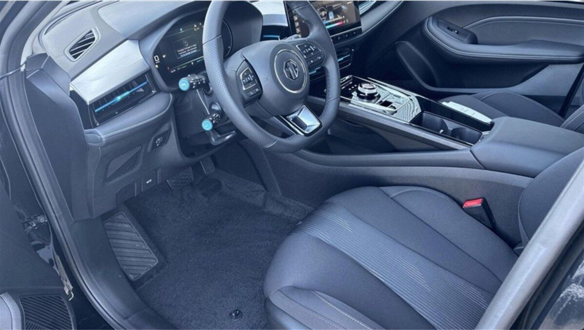 Sort MG MG5 fra 2024