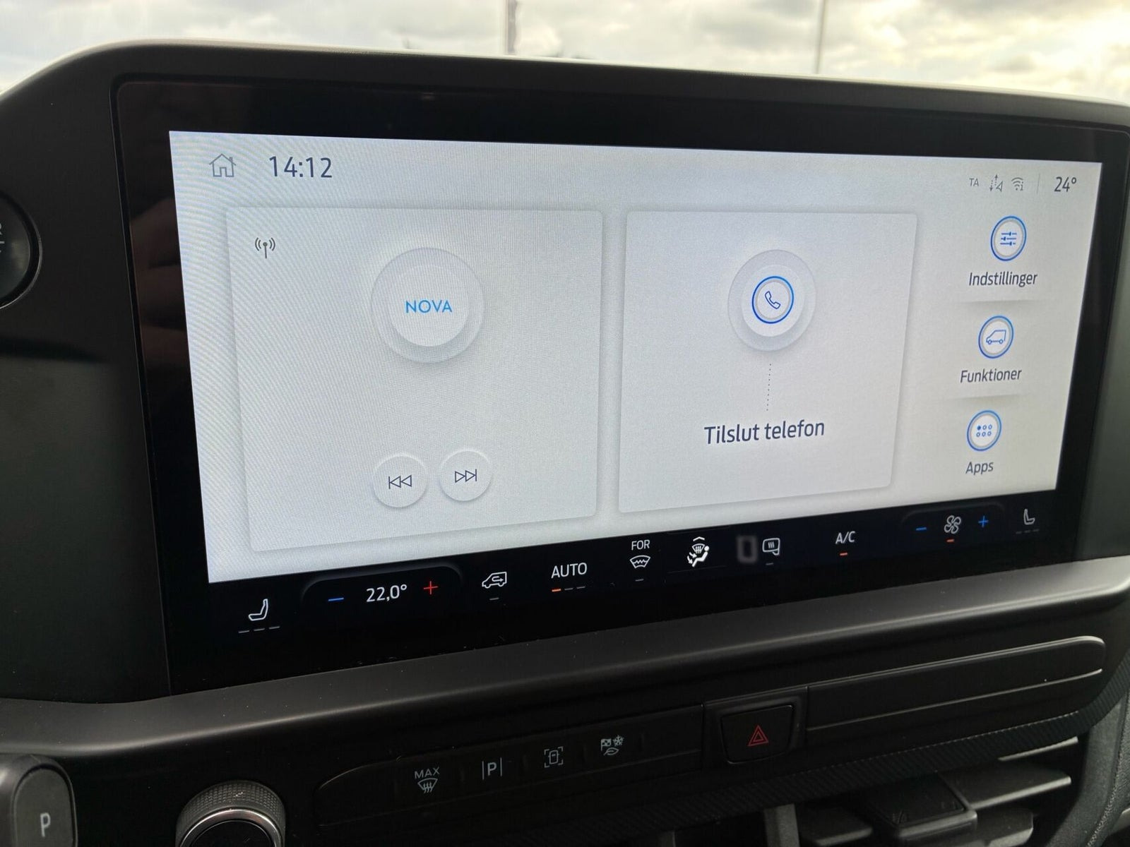 Sort Ford Transit Custom 320 L1 fra 2024
