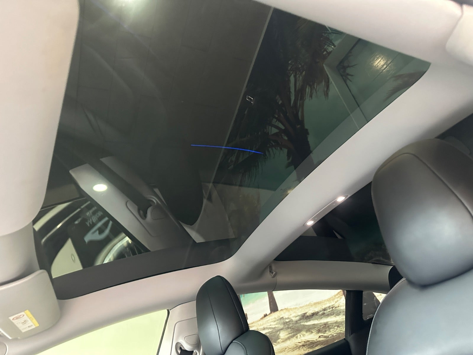Sort Tesla Model 3 fra 2021