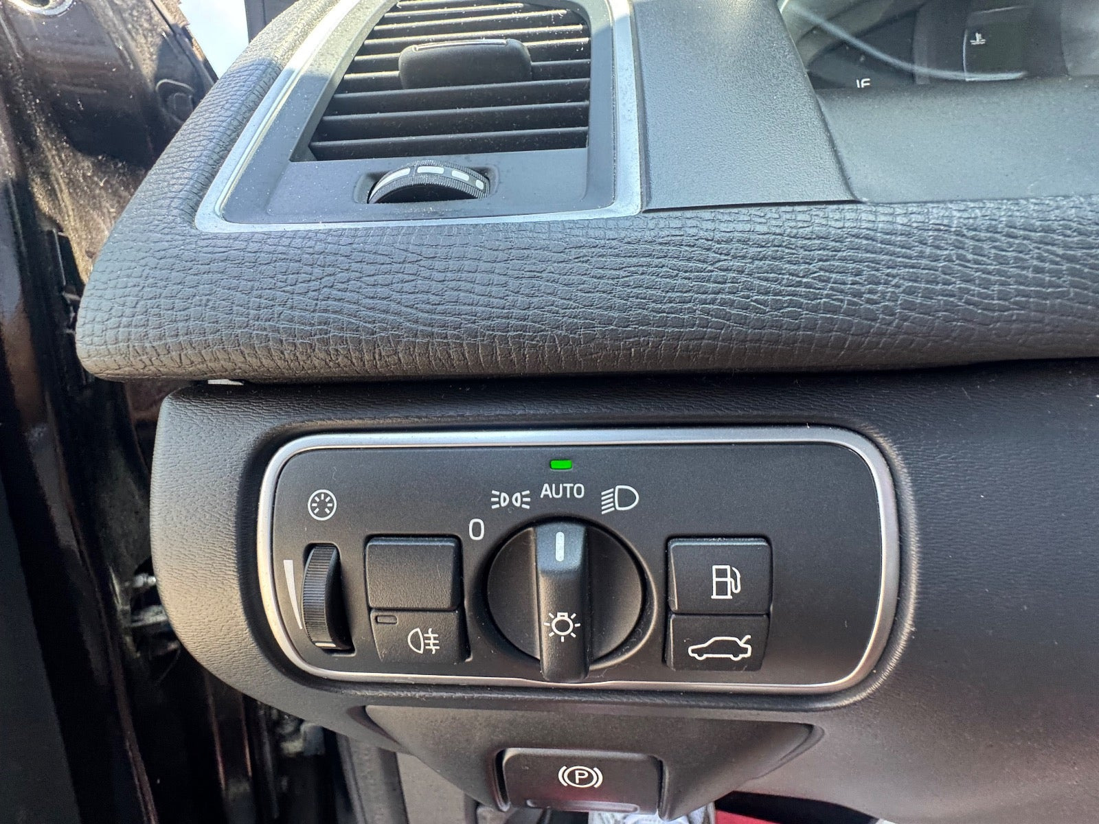 undefined Volvo XC60 fra 2016