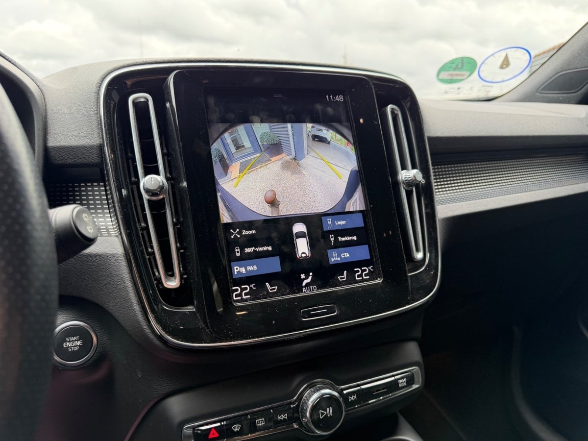 Hvid Volvo XC40 fra 2019