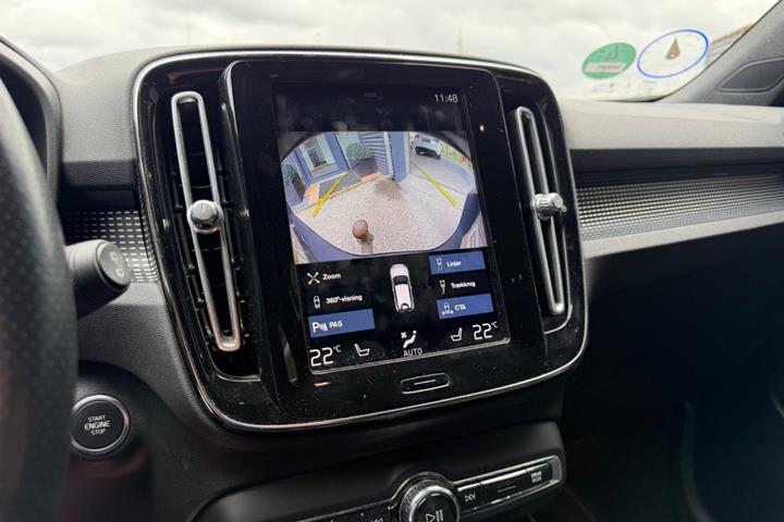 Hvid Volvo XC40 fra 2019