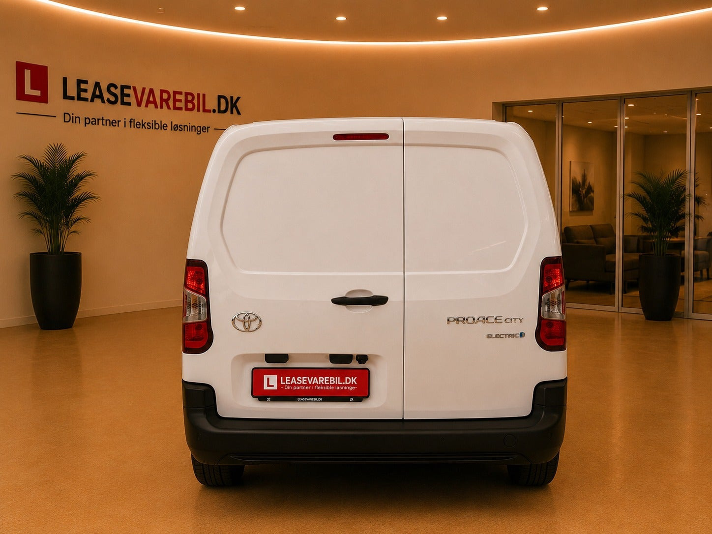 Hvid Toyota ProAce City fra 2025