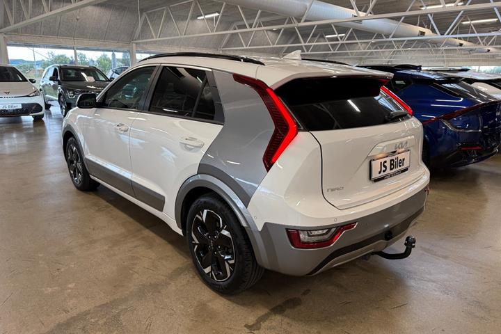 Hvid Kia Niro fra 2023