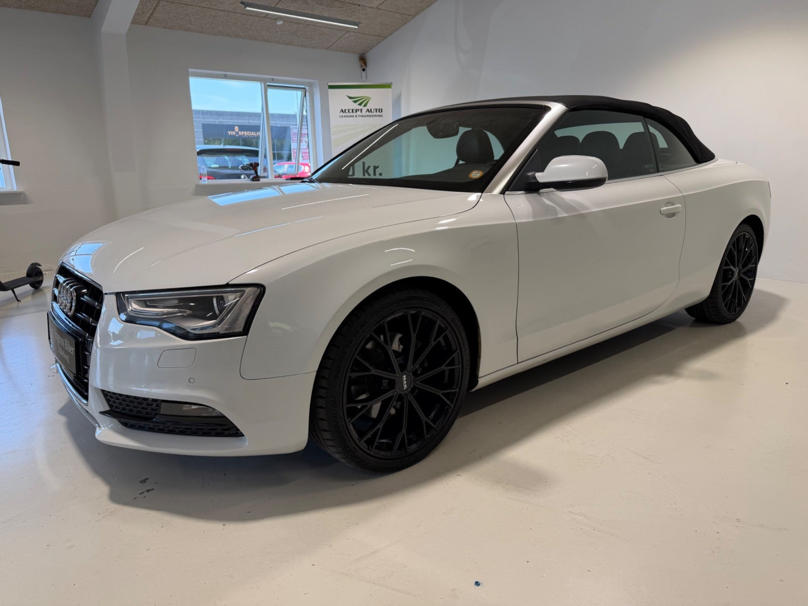 Hvid Audi A5 fra 2012