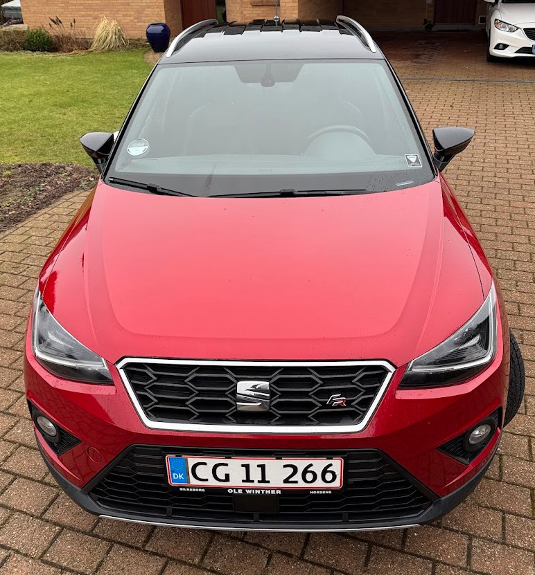 Rød Seat Arona fra 2019