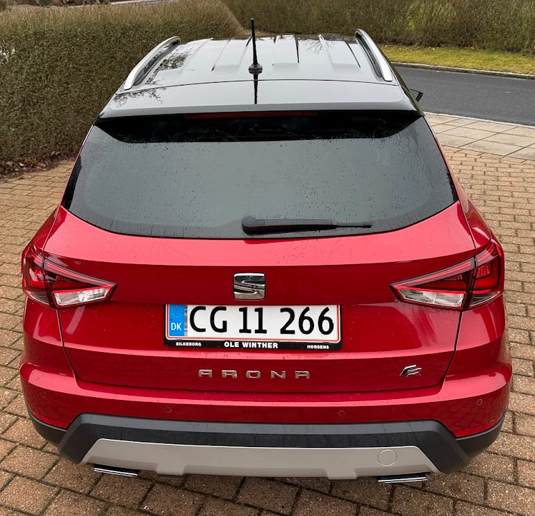 Rød Seat Arona fra 2019