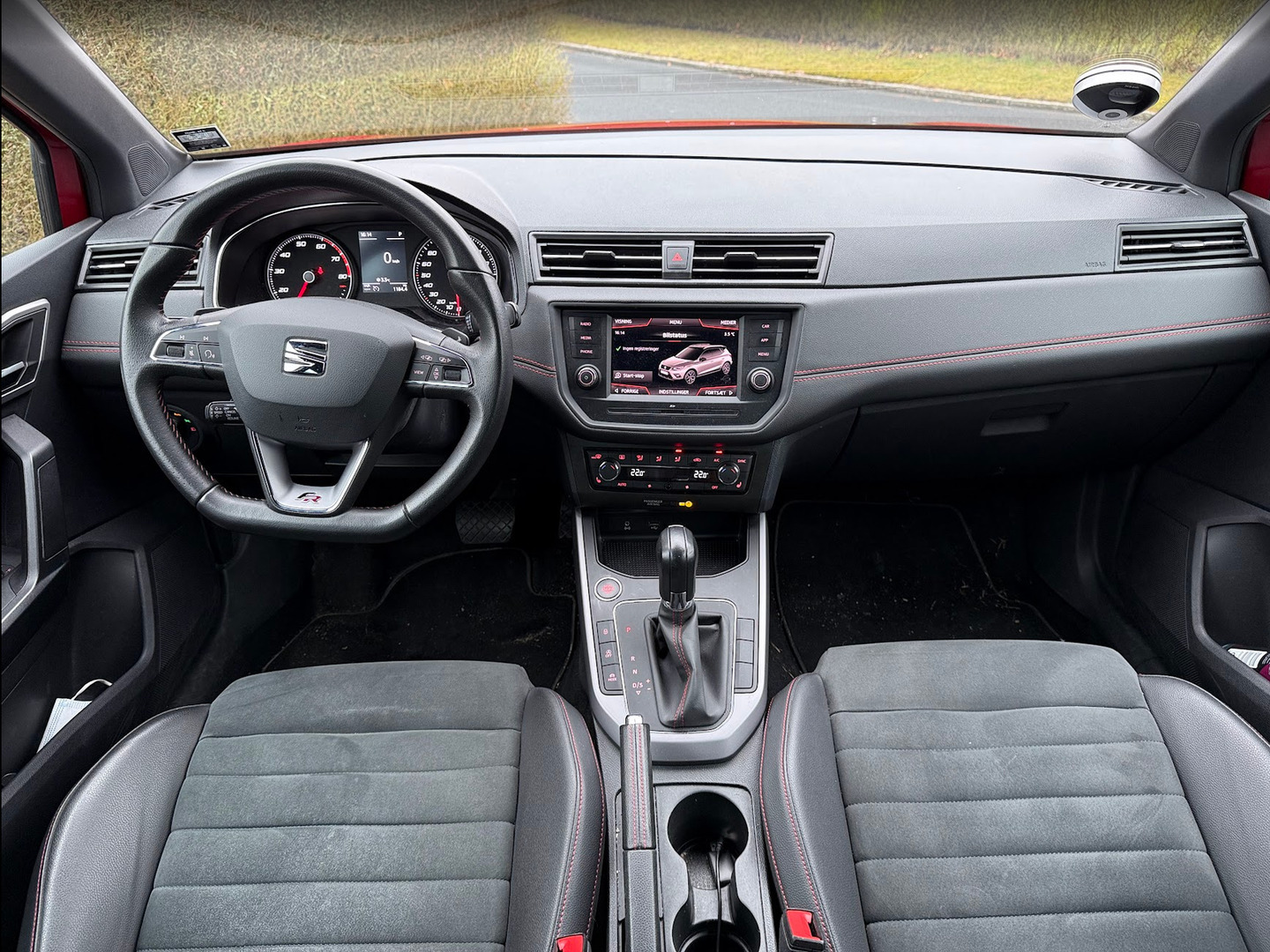 Rød Seat Arona fra 2019