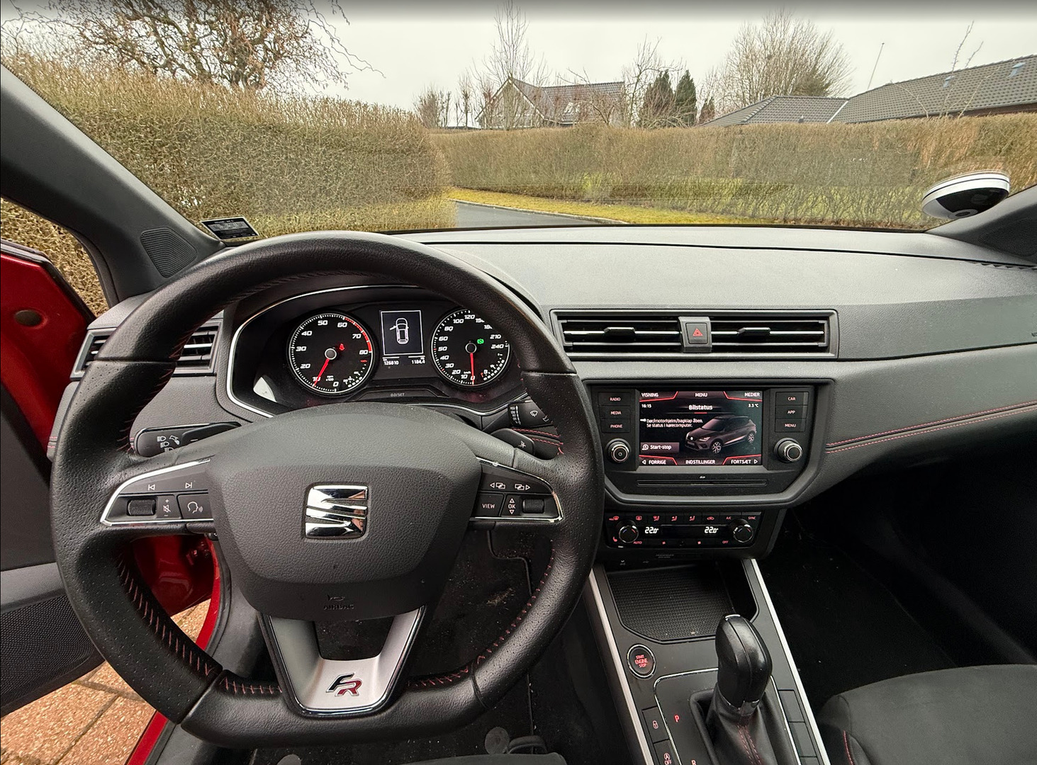 Rød Seat Arona fra 2019