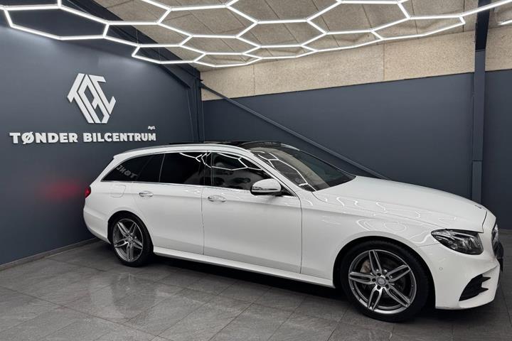 Hvid Mercedes E220 d fra 2016