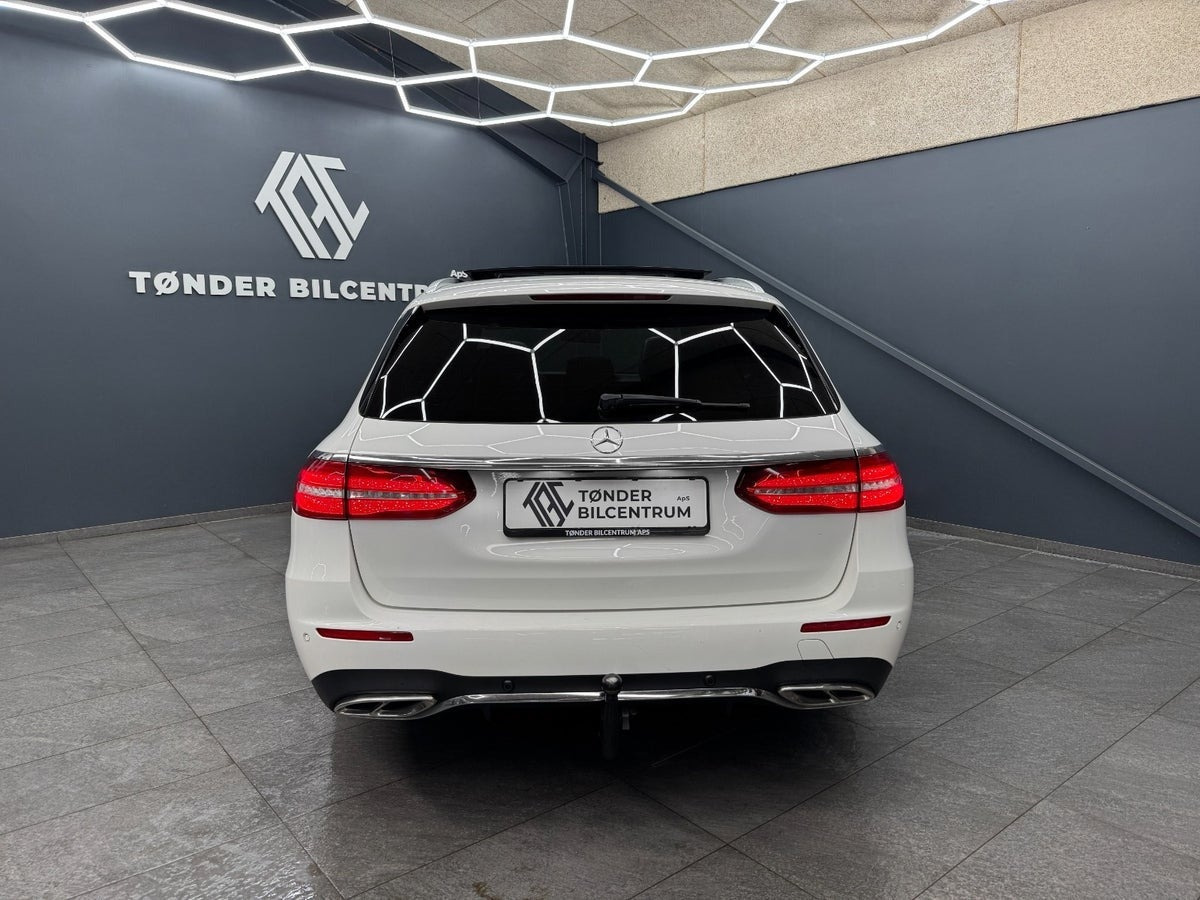 Hvid Mercedes E220 d fra 2016