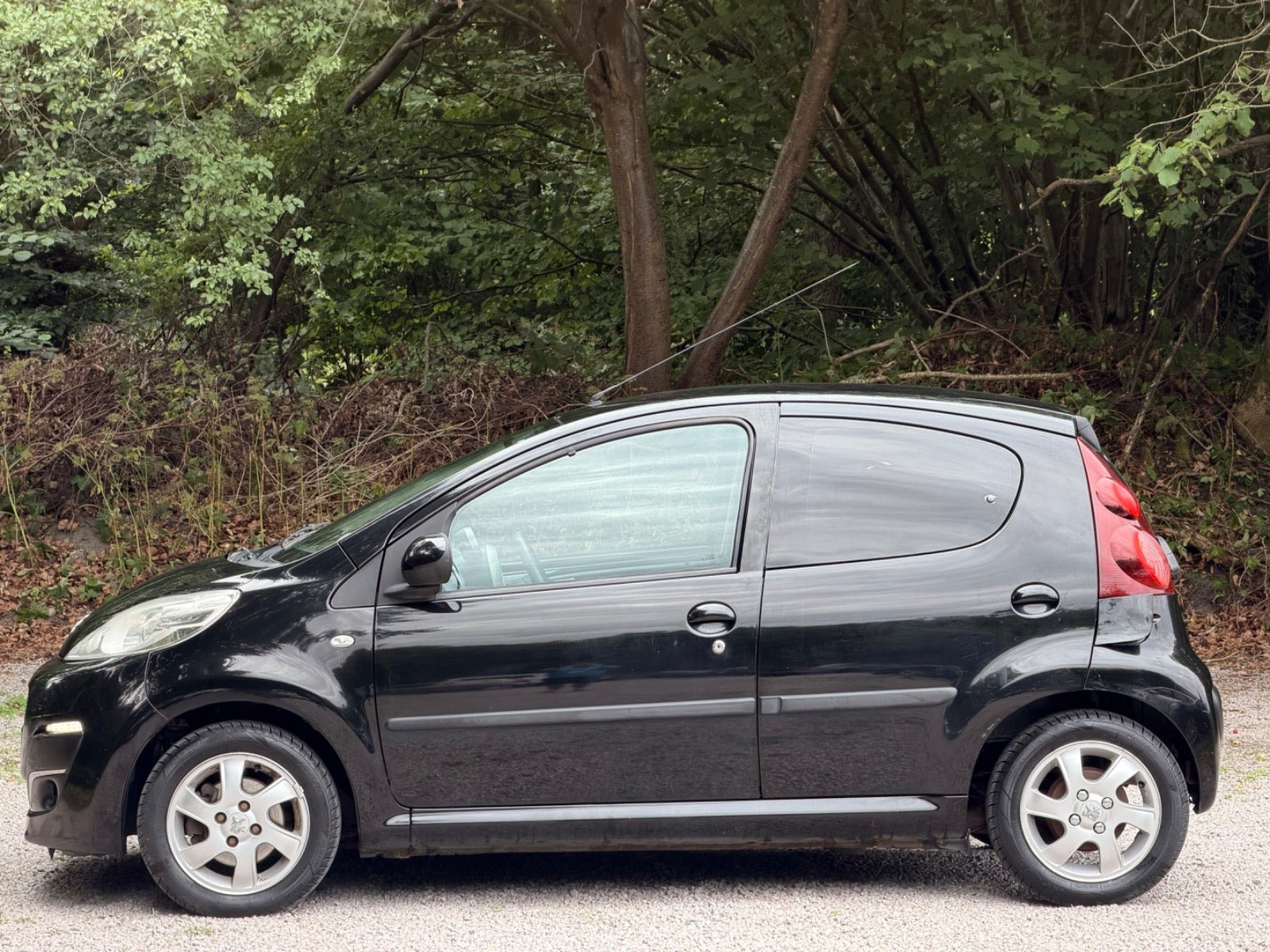 undefined Peugeot 107 fra 2012