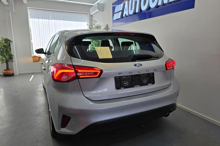 Sølv Ford Focus fra 2018