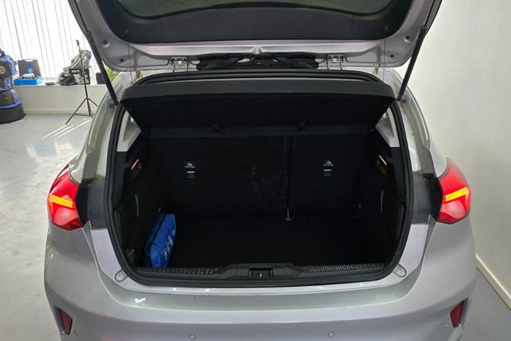 Sølv Ford Focus fra 2018