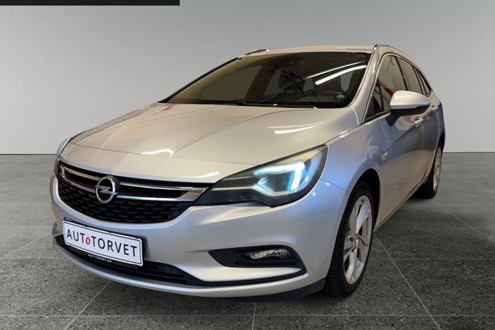 Sølv Opel Astra fra 2017