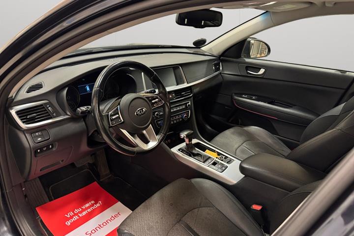 Blå Kia Optima fra 2020