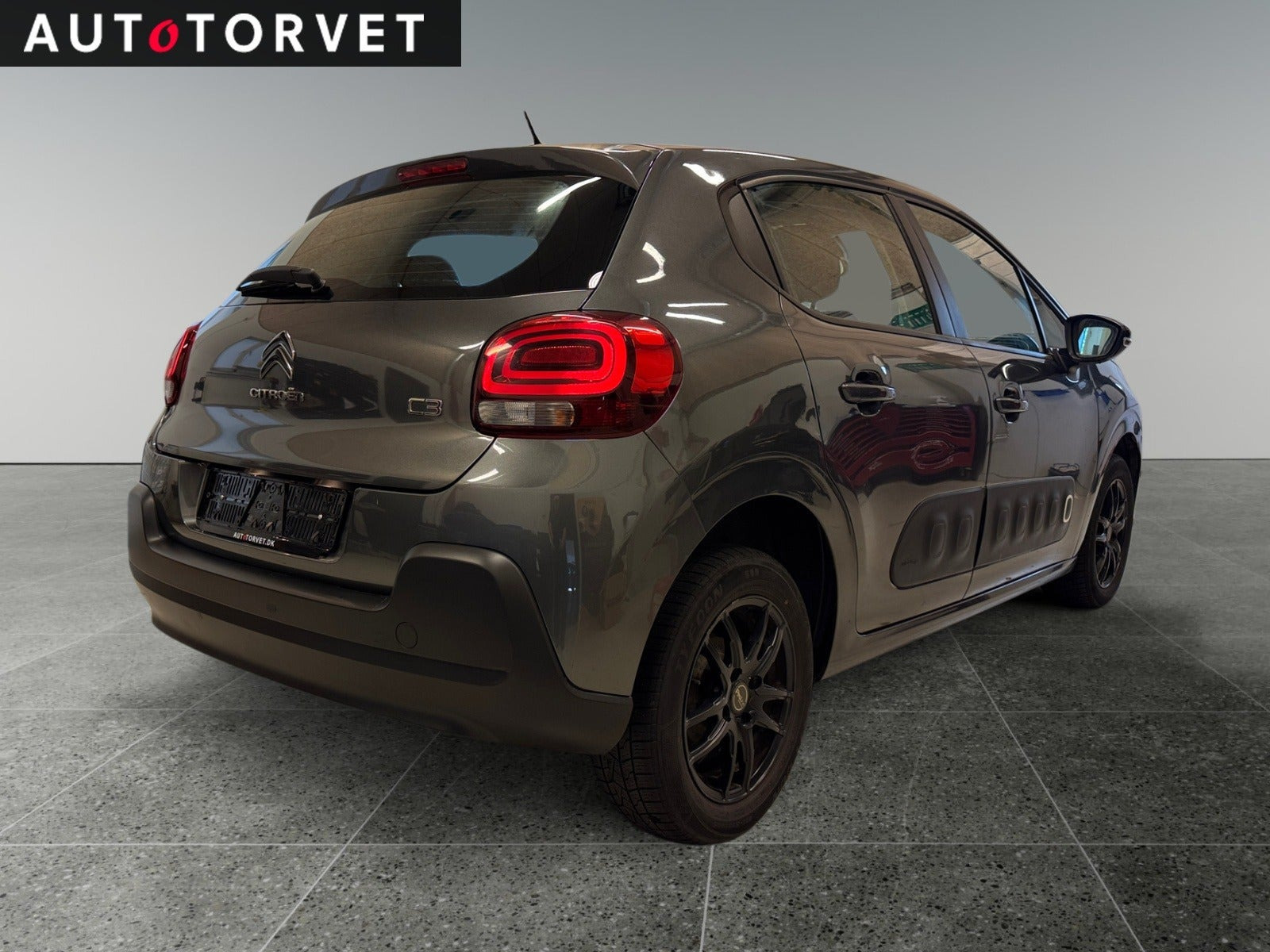 Grå Citroën C3 fra 2017