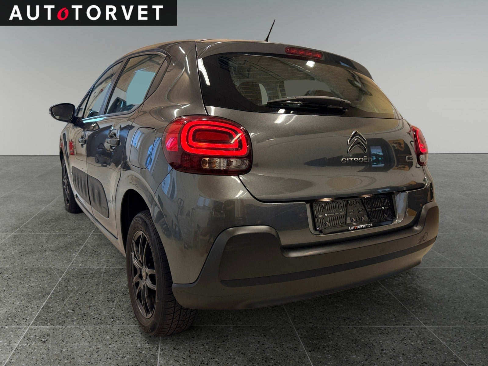 Grå Citroën C3 fra 2017