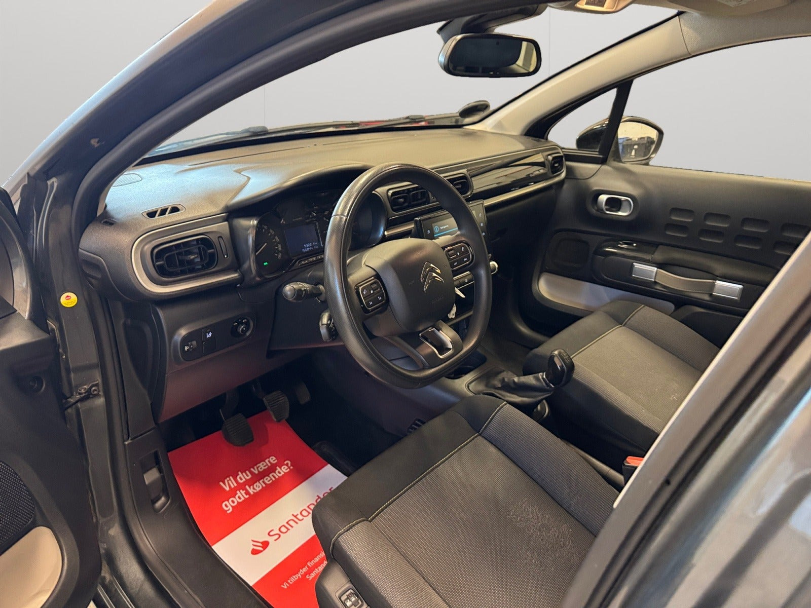 Grå Citroën C3 fra 2017