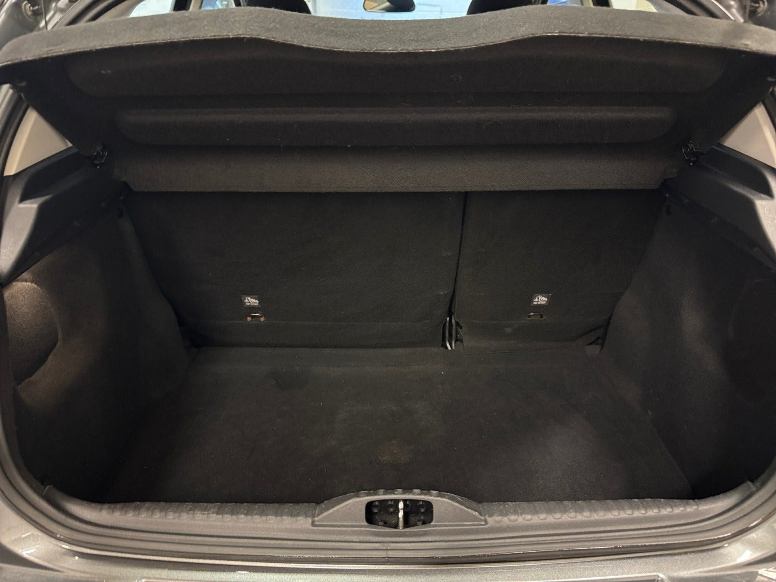 Grå Citroën C3 fra 2017