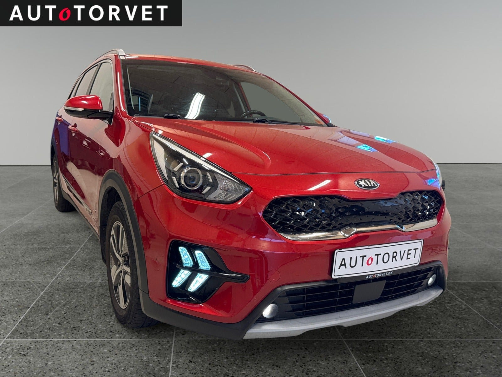 Rød Kia Niro fra 2020