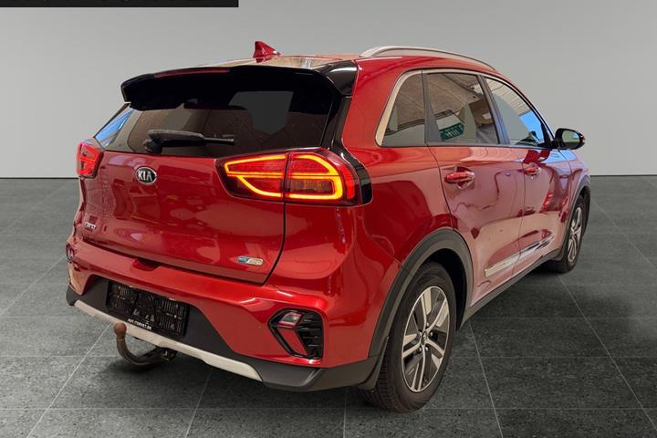 Rød Kia Niro fra 2020