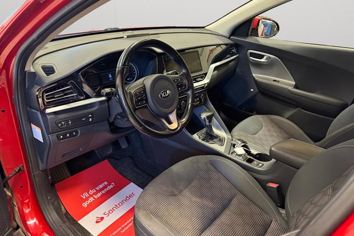 Rød Kia Niro fra 2020