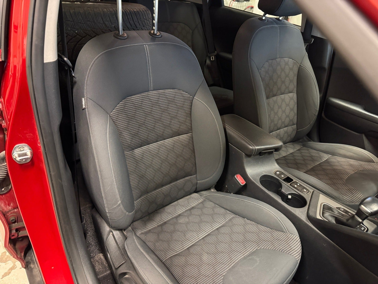 Rød Kia Niro fra 2020