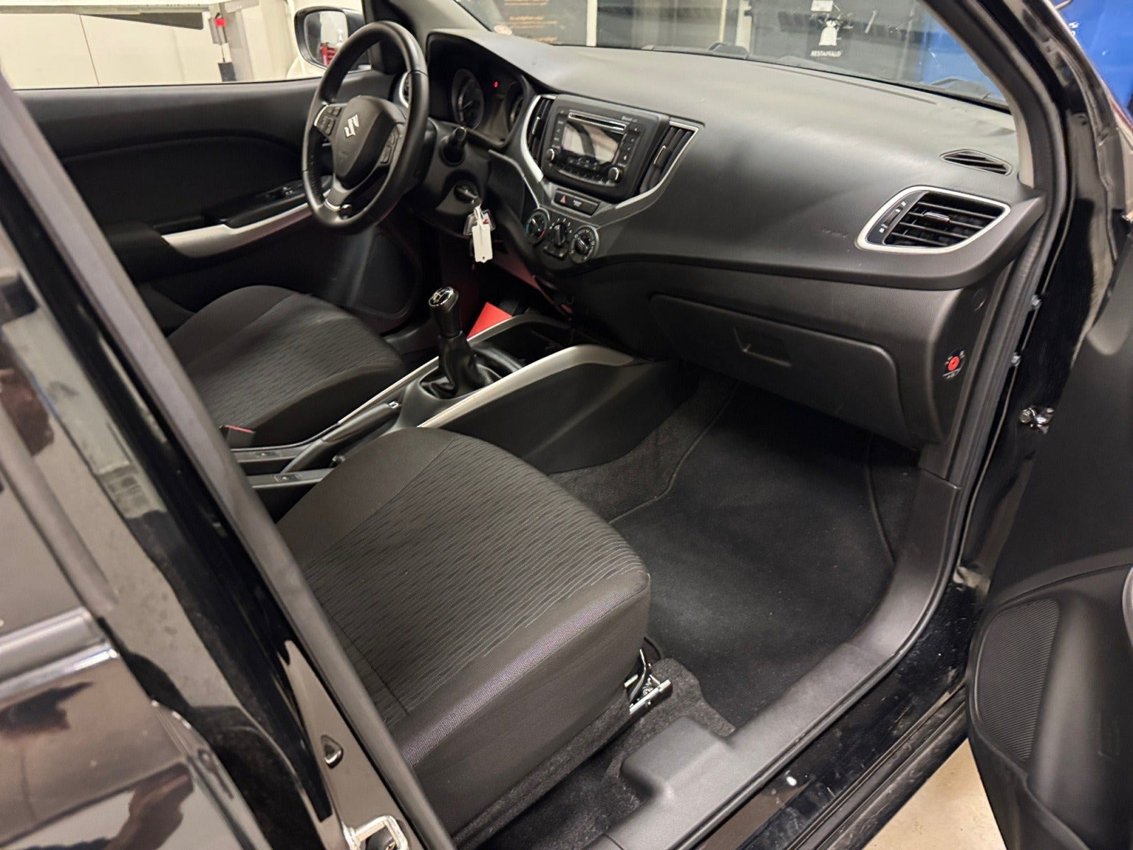 Sort Suzuki Baleno fra 2020