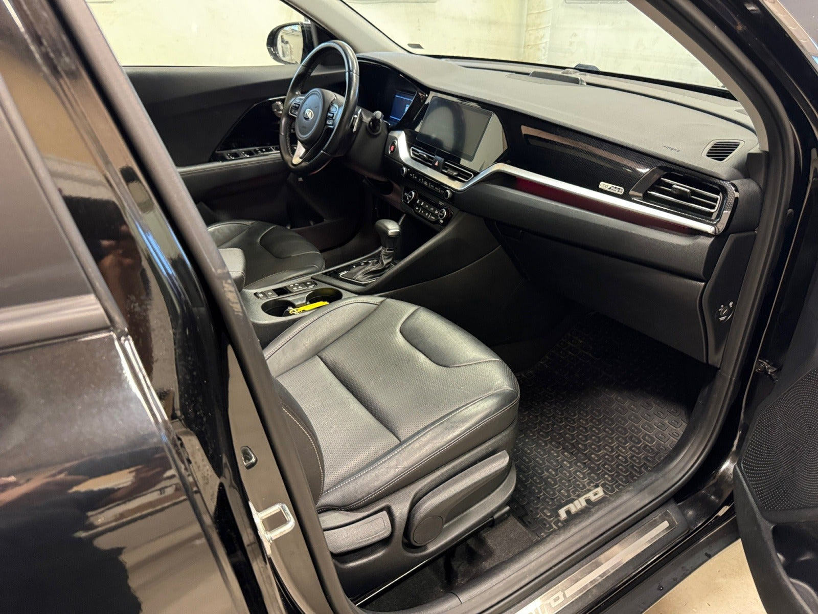 Sort Kia Niro fra 2020