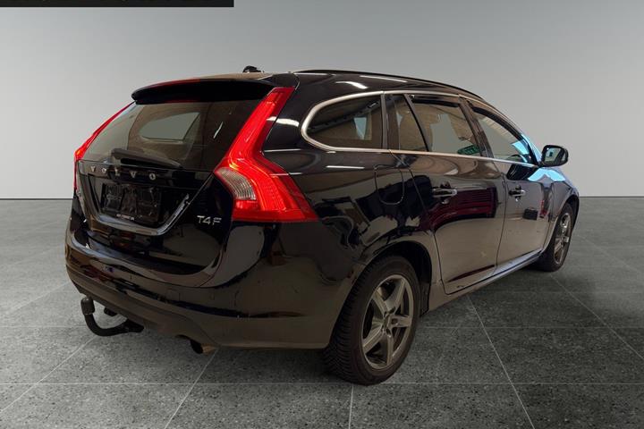 Sort Volvo V60 fra 2013