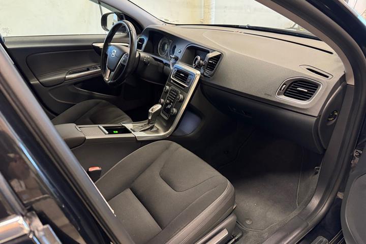 Sort Volvo V60 fra 2013
