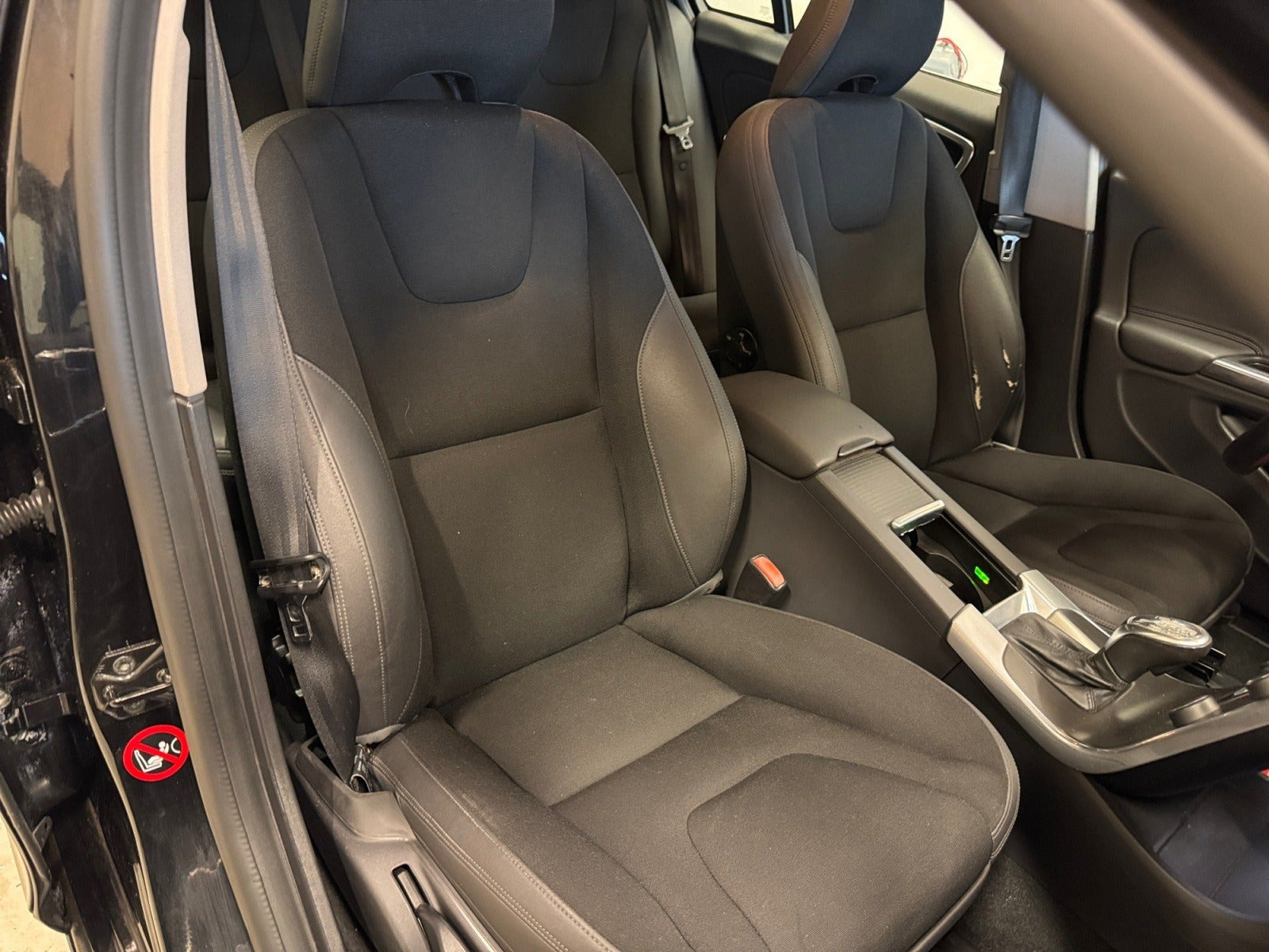 Sort Volvo V60 fra 2013