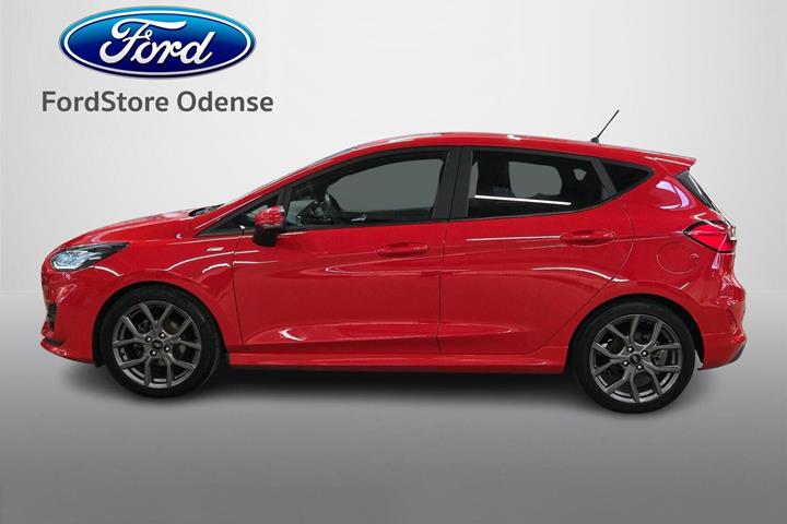 Rød Ford Fiesta fra 2022