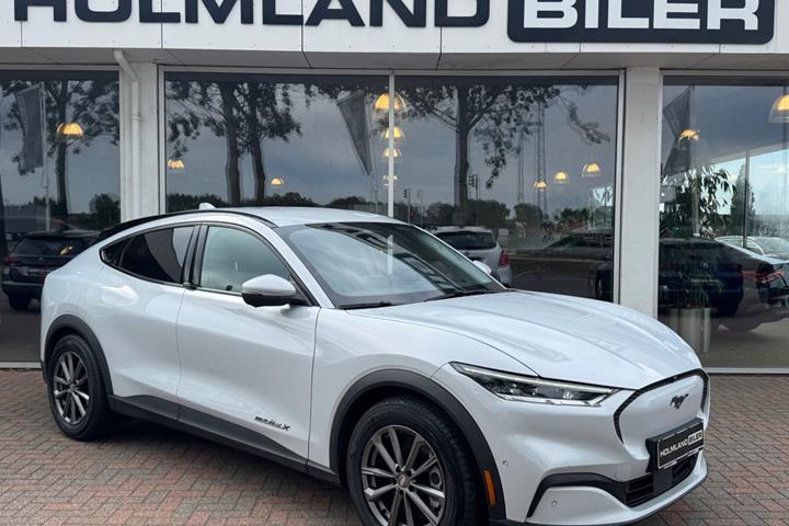Grå Ford Mustang Mach-E fra 2021