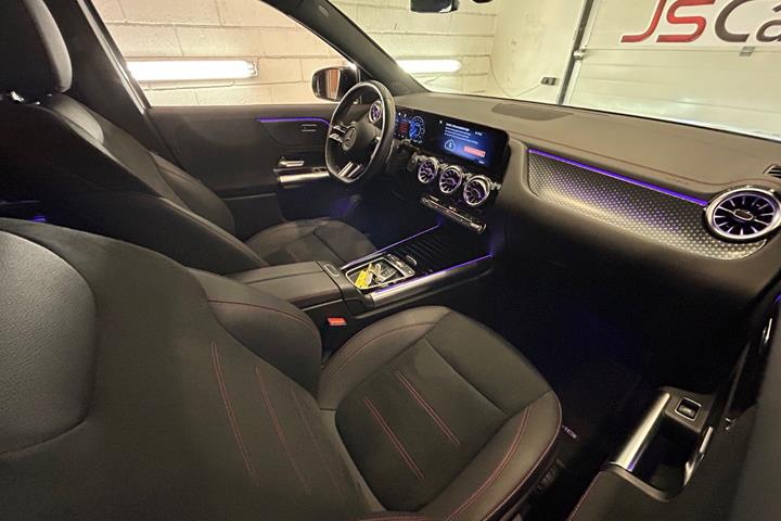 Hvid Mercedes EQA250+ fra 2024
