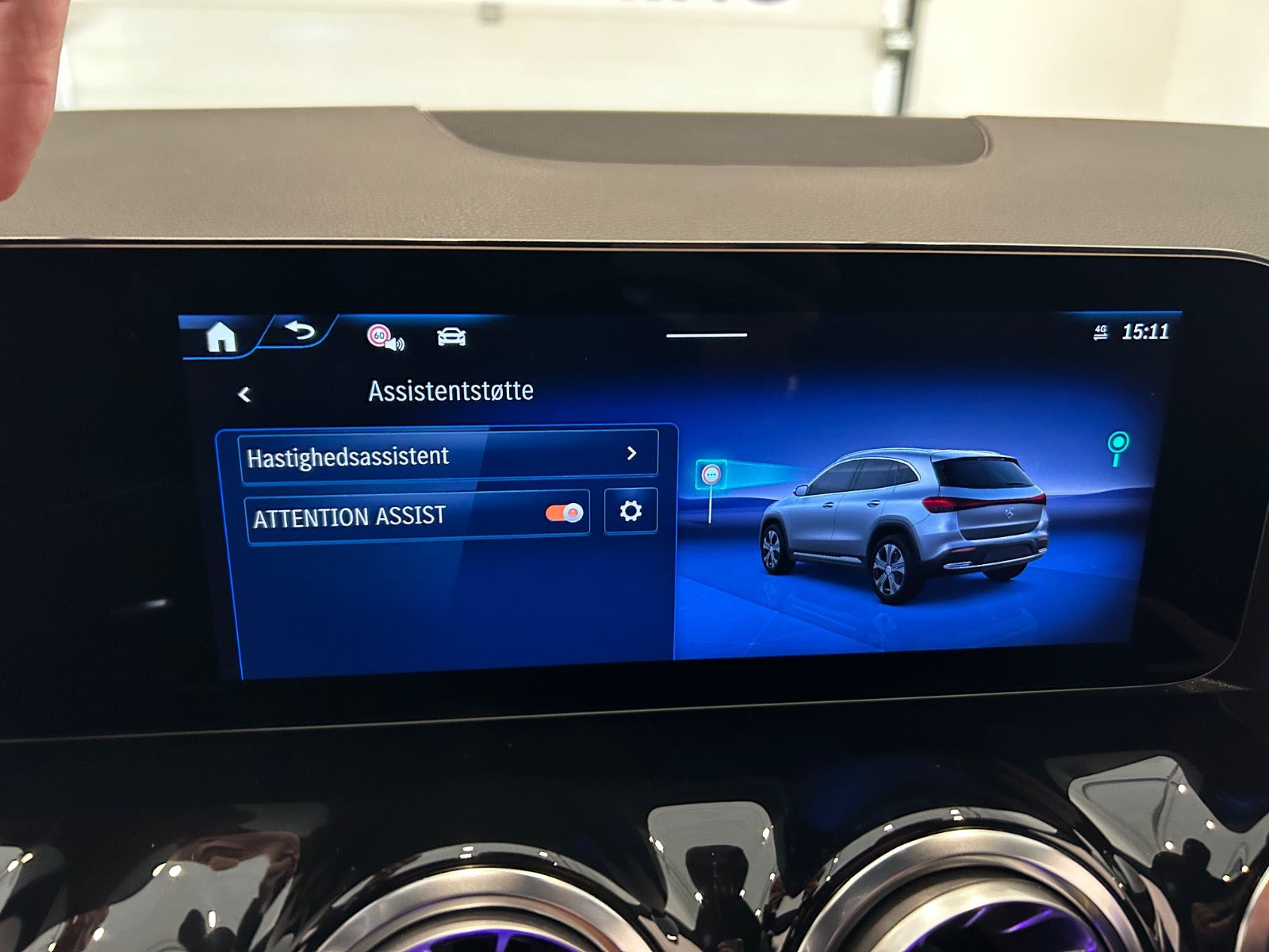Grå Mercedes EQA250 fra 2023