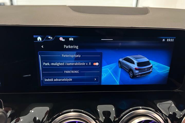 Grå Mercedes EQA250 fra 2023