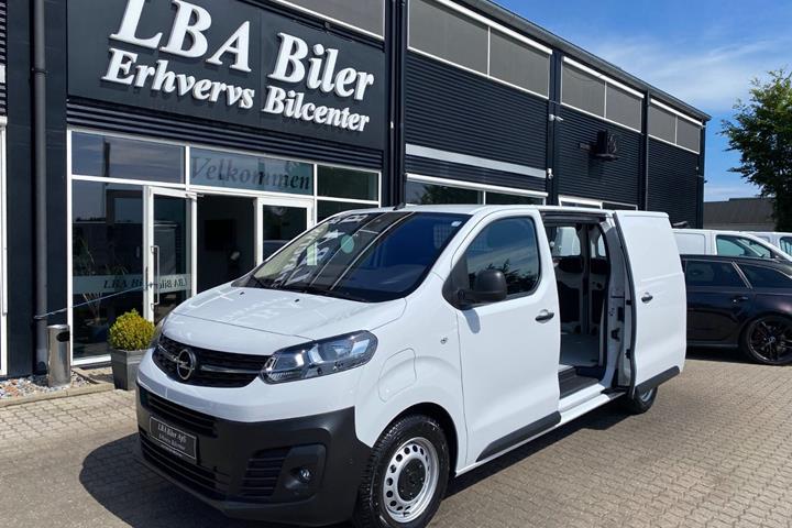 Hvid Opel Vivaro-e fra 2024